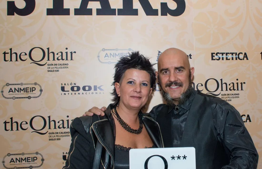https://annabarroca.com/wp-content/uploads/2025/12/Q-hair-anna-barroca-1.webp